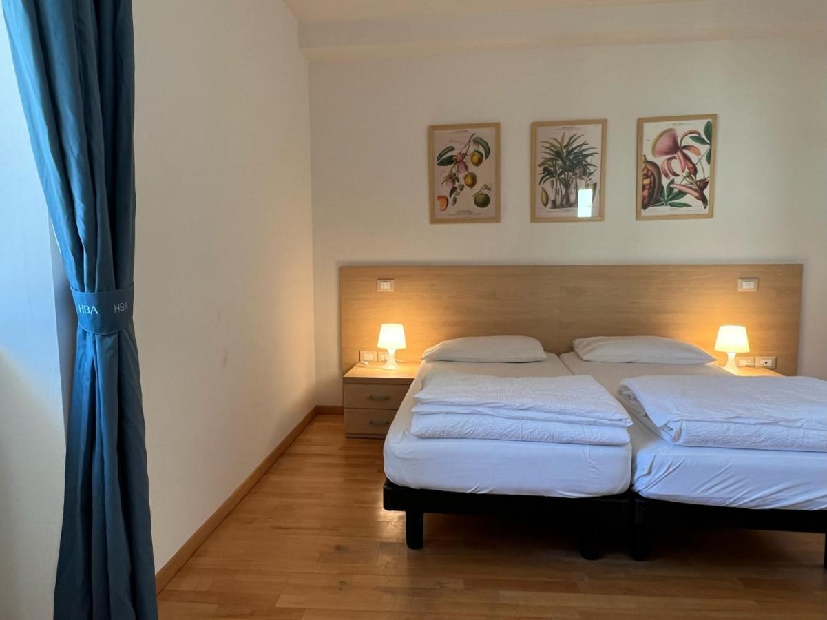 Appartamenti Baia Azzurra 6. 托尔博莱 外观 照片