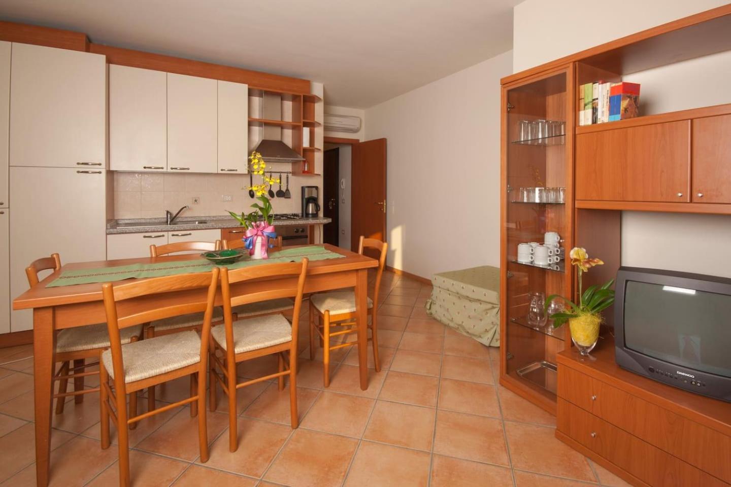 Appartamenti Baia Azzurra 6. 托尔博莱 外观 照片